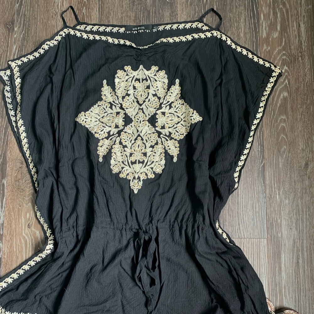 Ark&Co Kaftan Style Cold Shoulder